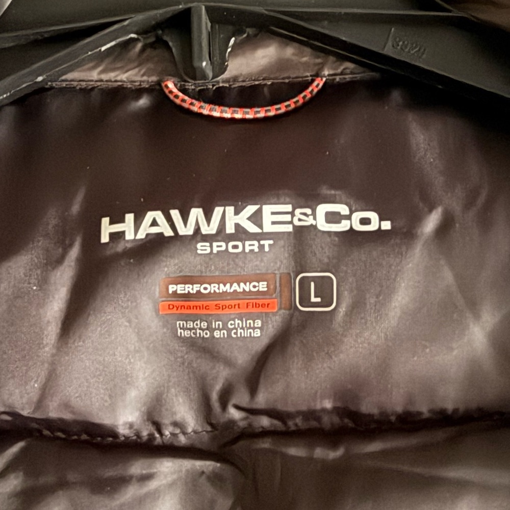 Hawke & Co Men's Red and Dark Gray Puffer Vest - Picture 4 of 11